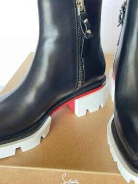 CHRISTIAN LOUBOUTIN Maxi Calfskin Red Sole Ankle Boots Eur 38/ US 8